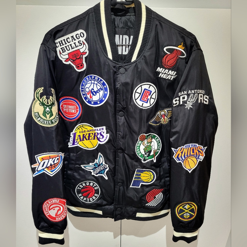NBA logo Varsity/Bomber sports Jacket with Stitched NBA Logos, Men's Small